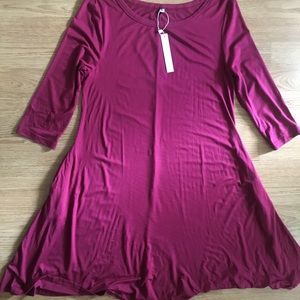 NWT Maroon 3/4 sleeve t shirt dress